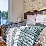 Ostoja Vip Z Sauna, Strefa Relaksu I Pokojem Zabaw By Royal Aparts Шклярска-Поремба