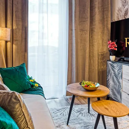 Ostoja Vip Ze Strefa Relaksu I Pokojem Zabaw By Royal Aparts *