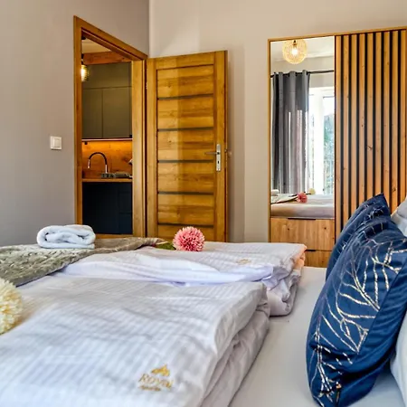 Ostoja Vip Ze Strefa Relaksu I Pokojem Zabaw By Royal Aparts Apartament *