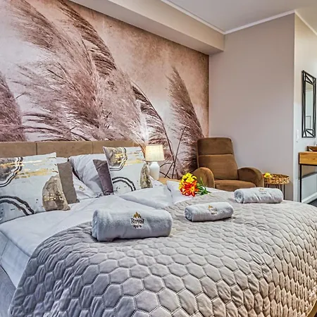 Ostoja Residence Vip Z Basenem, Sauna, Jacuzzi, Strefa Relaksu, Pokojem Zabaw I Wlasnym Parkiem By Royal Aparts *