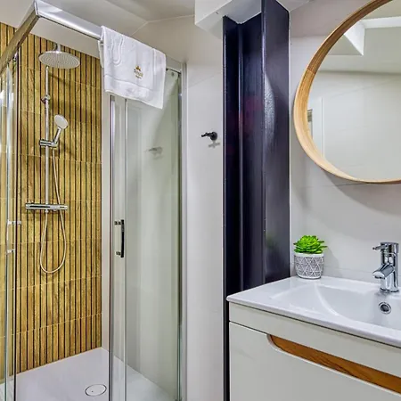 Apartamento Ostoja Residence Vip Z Basenem, Sauna, Jacuzzi, Strefa Relaksu, Pokojem Zabaw I Wlasnym Parkiem By Royal Aparts *