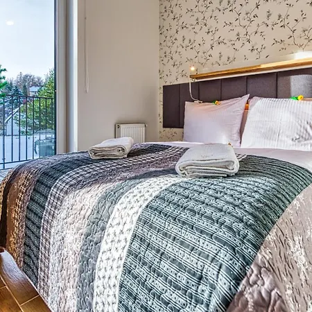 Ostoja Vip Ze Strefa Relaksu I Pokojem Zabaw By Royal Aparts Sklářská Poruba