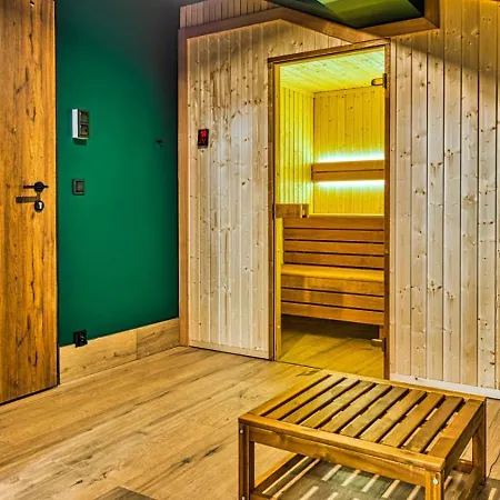 Ostoja Vip Ze Strefa Relaksu I Pokojem Zabaw By Royal Aparts Apartmán *