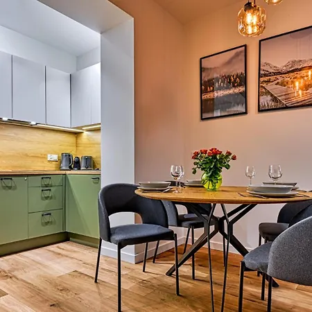 Ostoja Vip Ze Strefa Relaksu I Pokojem Zabaw By Royal Aparts Apartament