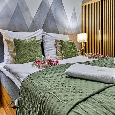 Apartamento Ostoja Residence Vip Z Basenem, Sauna, Jacuzzi, Strefa Relaksu, Pokojem Zabaw I Wlasnym Parkiem By Royal Aparts *