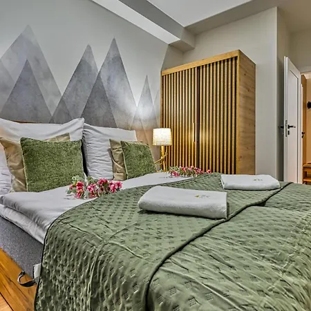 Ostoja Vip Ze Strefa Relaksu I Pokojem Zabaw By Royal Aparts Apartament
