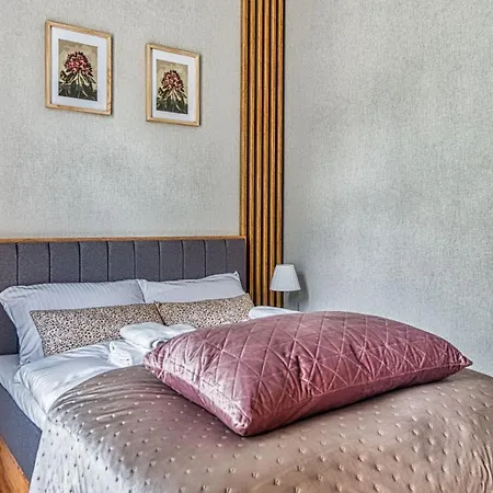 Apartament Ostoja Vip Ze Strefa Relaksu I Pokojem Zabaw By Royal Aparts