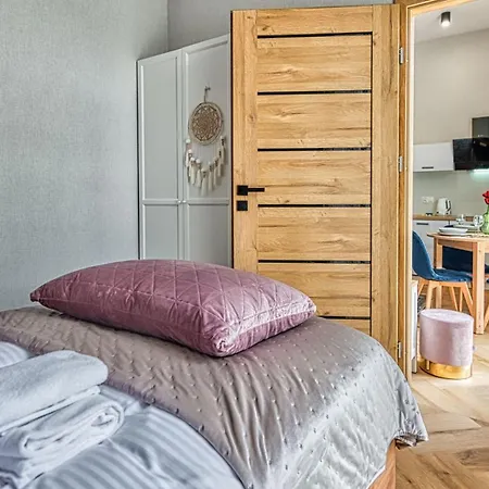 Ostoja Vip Ze Strefa Relaksu I Pokojem Zabaw By Royal Aparts Apartament *