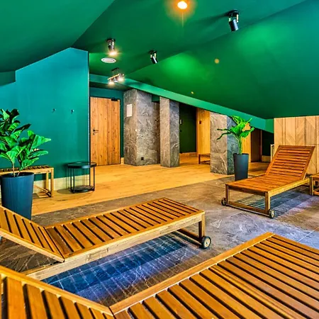 Ostoja Residence Vip Z Basenem, Sauna, Jacuzzi, Strefa Relaksu, Pokojem Zabaw I Wlasnym Parkiem By Royal Aparts Apartamento