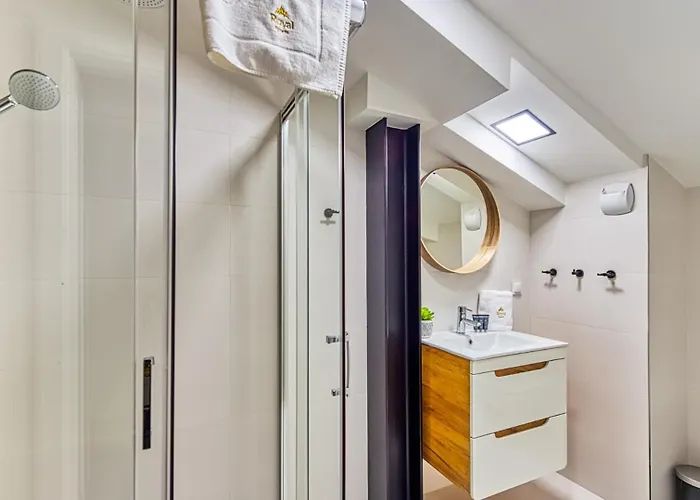 Ostoja Vip Z Sauna, Strefa Relaksu I Pokojem Zabaw By Royal Aparts *